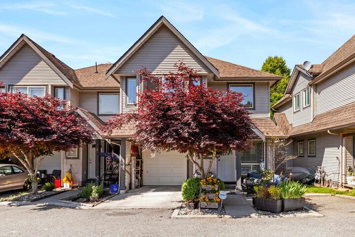 22980 Abernethy Lane 5 — photo 1