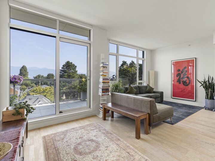 Property Photo:  4355 W 10th Avenue 401  BC V6R 2H6 