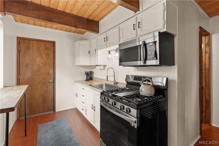 Property Photo: 759 Spruce Lane CA 92386