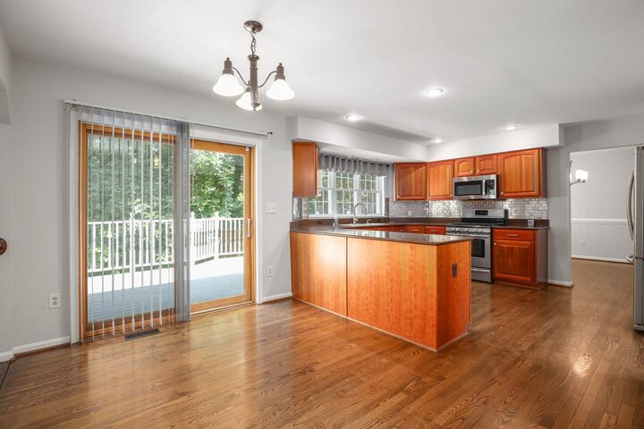 Property Photo:  10205 N Hampton Lane  VA 22408 