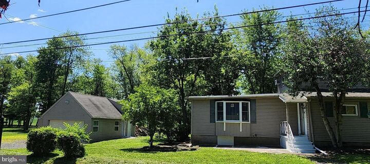Property Photo: 814 Dolington Road PA 18940