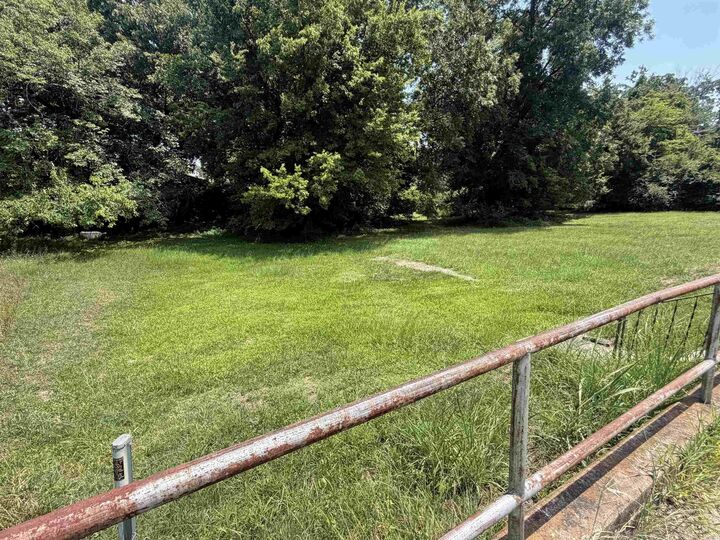 Property Photo:  2605 Center Street  AR 72206 