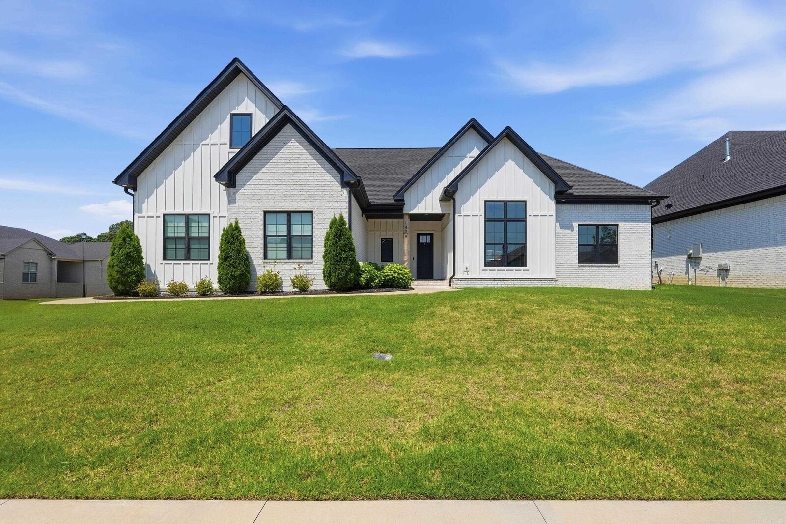 Property Photo:  1475 Ronnie Weaver Drive  AR 72034 