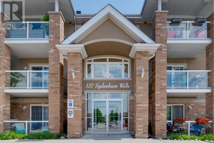 Property Photo:  137 Sydenham Wells Drive 15  ON L4M 0G7 