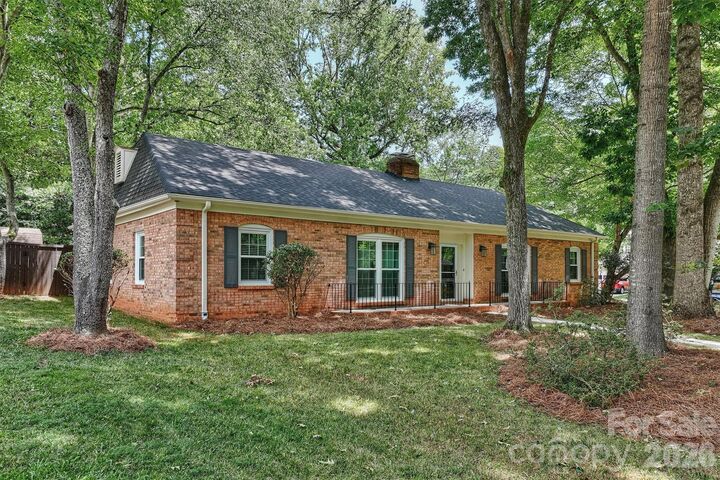 Property Photo: 9301 Hinson Drive NC 28105