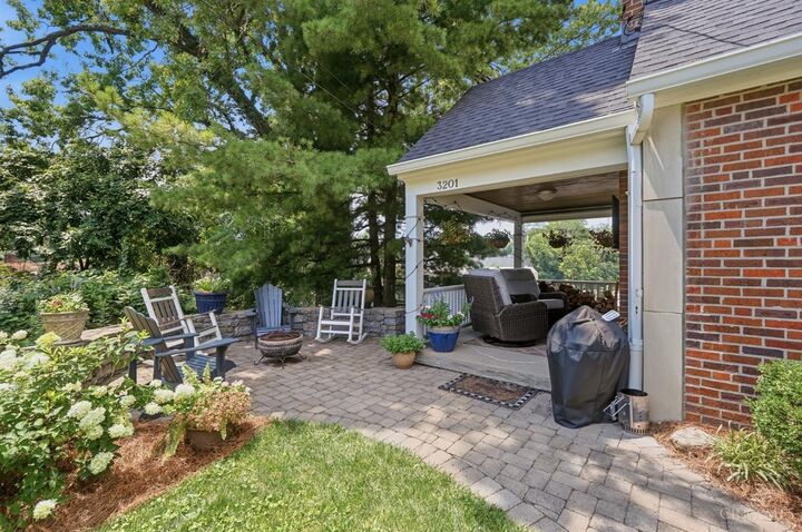 Property Photo:  3201 Grischy Lane  OH 45208 