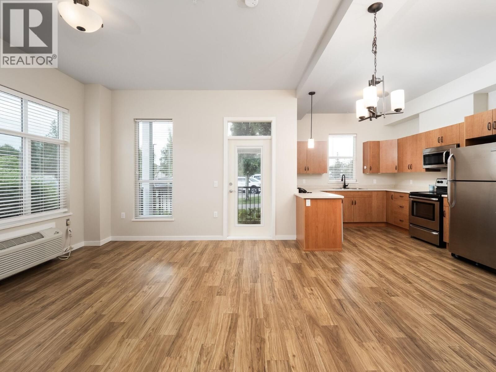 Property Photo: 1444 20th Avenue 105 BC V2L 0C9