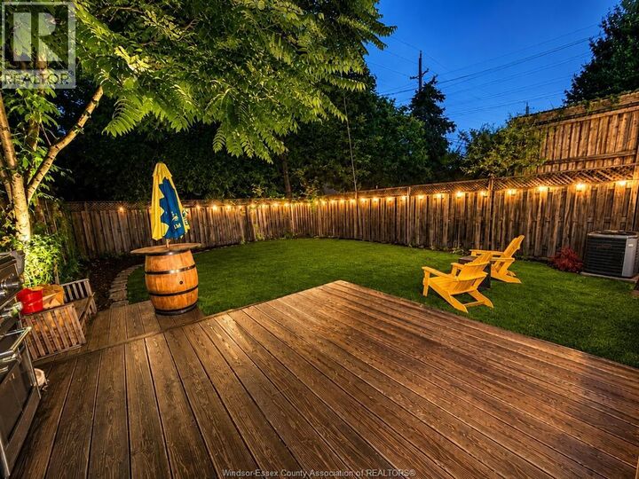 Property Photo:  521 Windermere  ON N8Y 3C9 