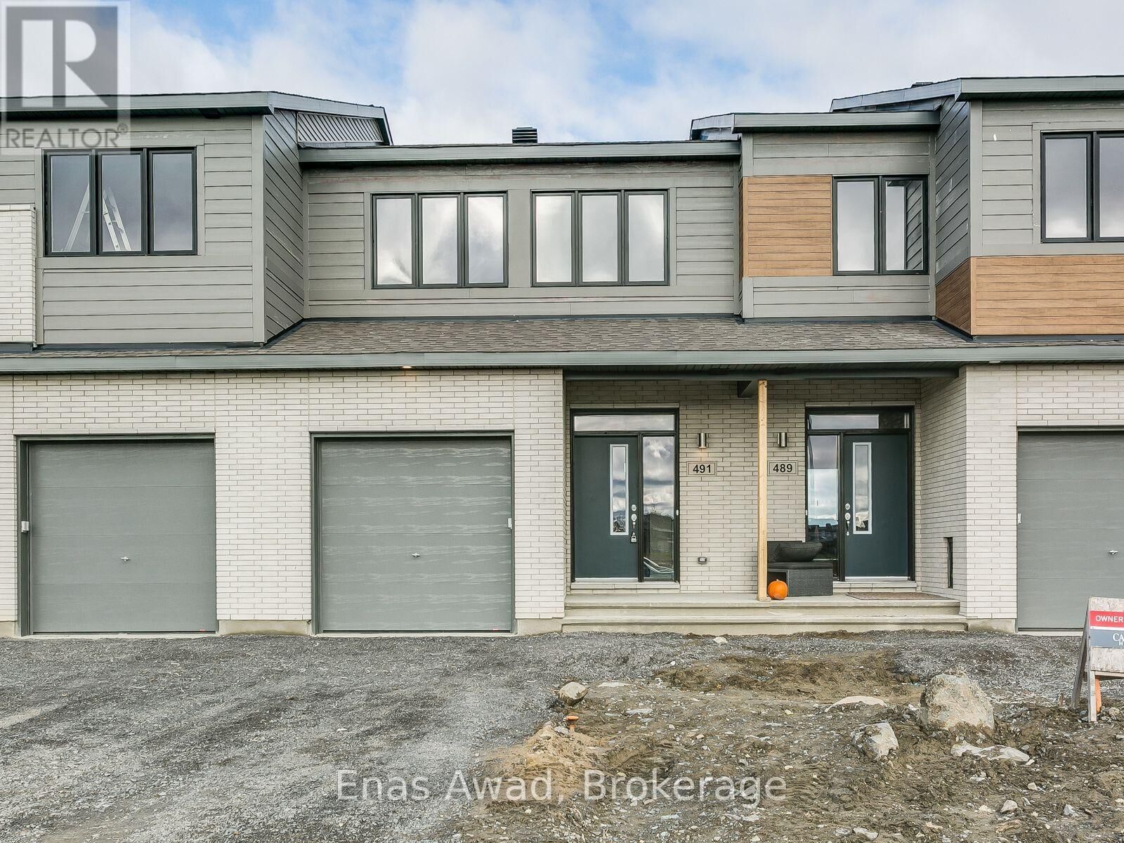 Property Photo:  491 Cope Drive  ON K2V 3P1 
