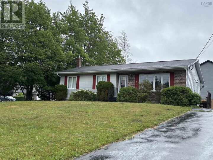 Property Photo: 264 Hollingsworth Drive NS B4V 3V2