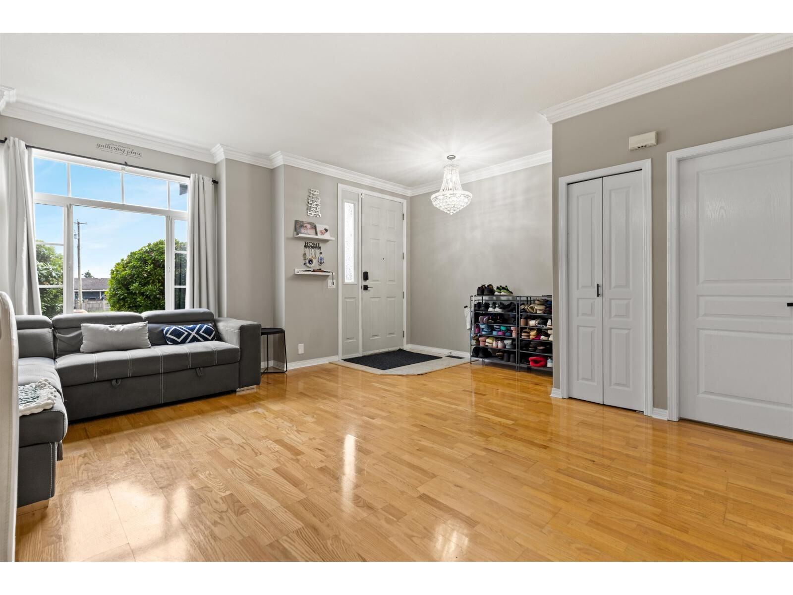 Property Photo:  33751 7 Avenue 106  BC V2V 7C2 
