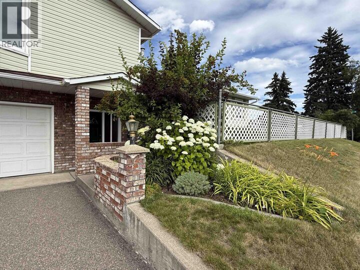 Property Photo: 785 Irwin Street BC V2M 2X6