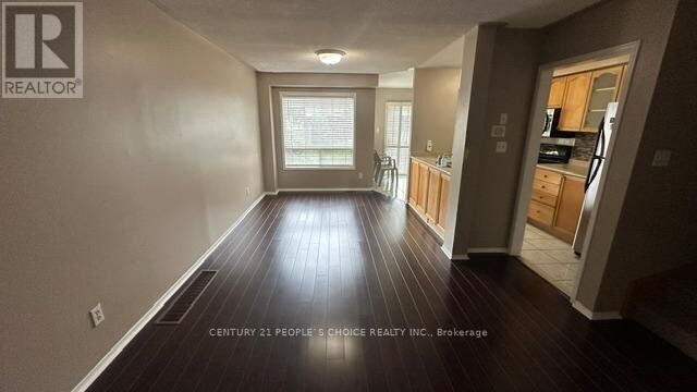 Property Photo: 7530 Magistrate Terrace Upper ON L5W 1L3