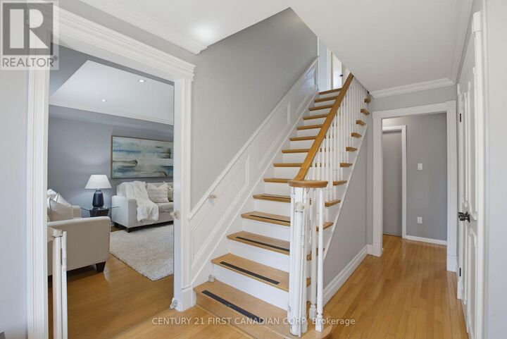 Property Photo: 8 Meredine Crescent East ON N5X 1G5