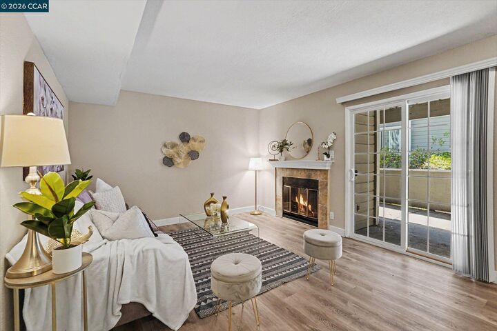 Property Photo: 485 Canyon Oaks Dr J CA 94605