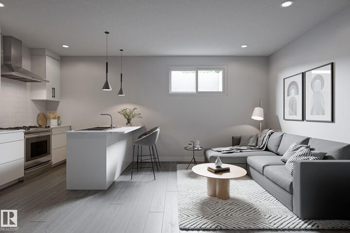 Property Photo:  11516 94 Street NW  AB T6G 1H7 