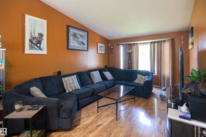 Property Photo:  4126 40 Avenue  AB T9N 1S4 