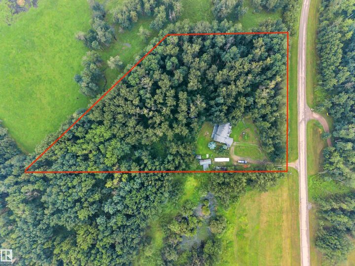 Property Photo: 54120 Rge Road 12 38 AB T7Y 0A5