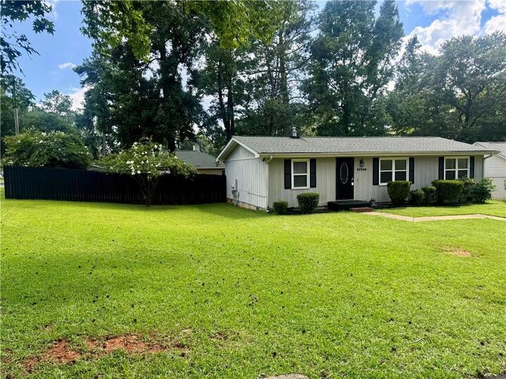 Property Photo:  7 Sherwood Loop  GA 30253 