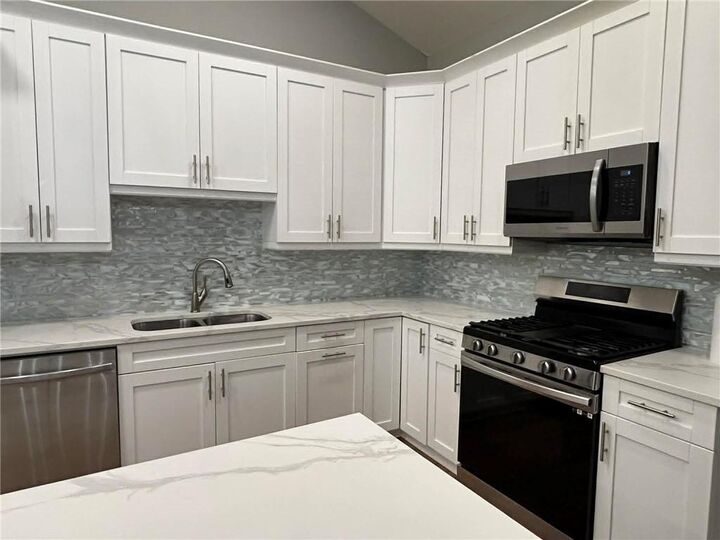 Property Photo: 29 Winding Creek Court GA 30534