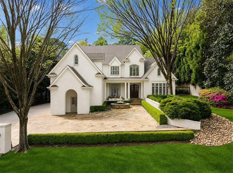 Property Photo:  4966 Long Island Drive  GA 30327 