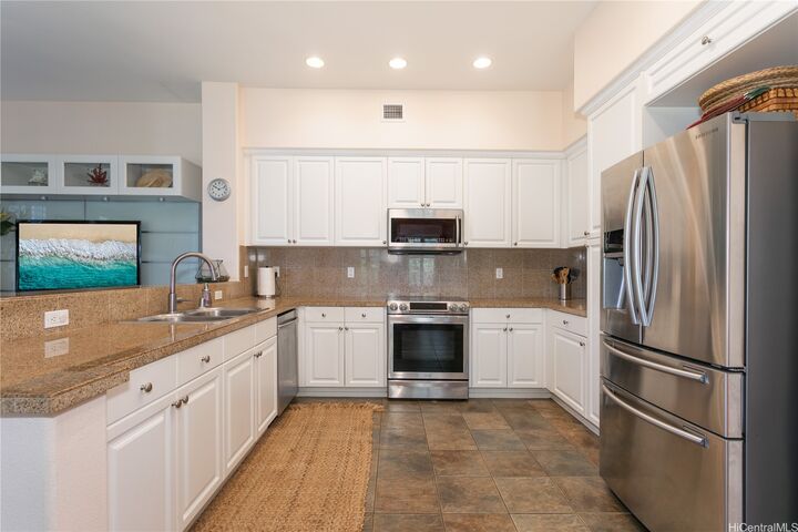 Property Photo: 92-1232 Olani Street 81-1 HI 96707