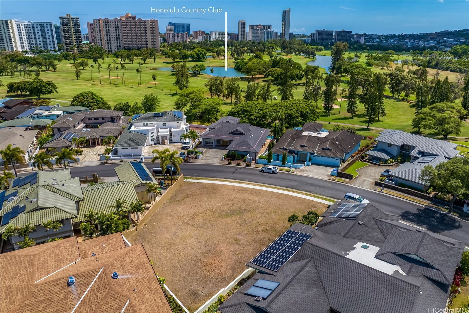 Property Photo:  1483 Ala Hahanui Street  HI 96818 