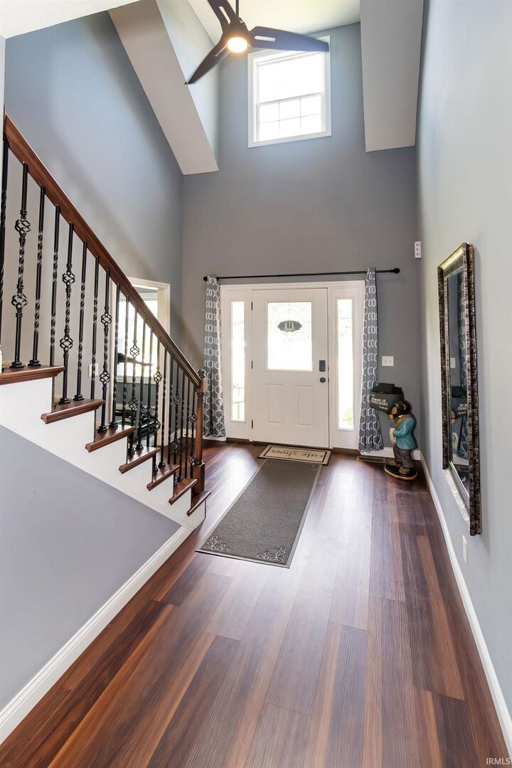 Property Photo: 1536 Breezy Creek Drive IN 47720