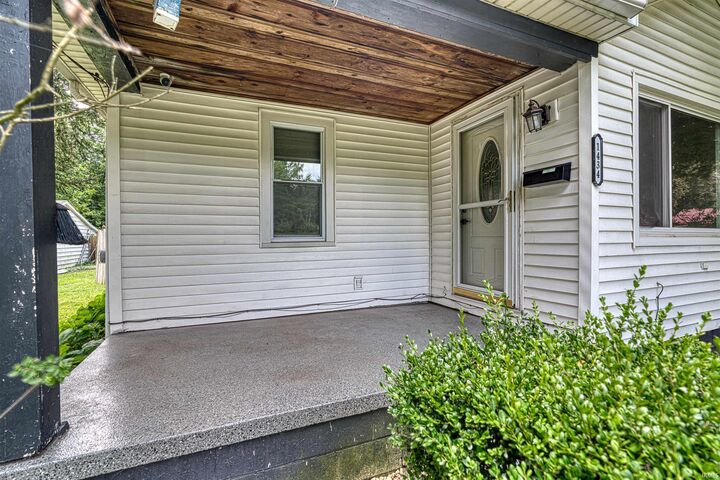 Property Photo:  1434 Huber Avenue  IN 47710 