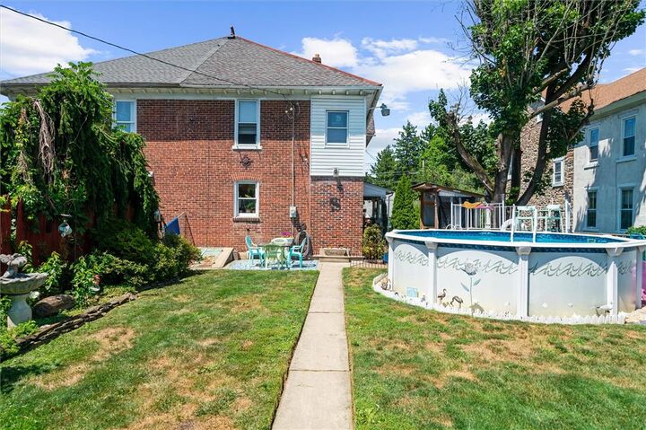 Property Photo:  306 E Emmaus Avenue  PA 18103 