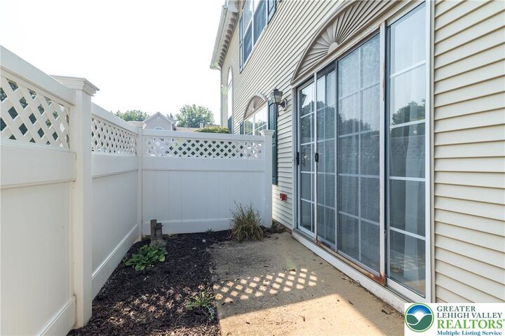 Property Photo: 1947 Willings Lane PA 18055