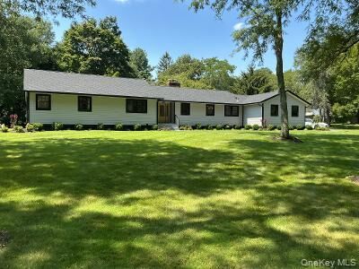 Property Photo: 19 Michaels Lane NY 11545