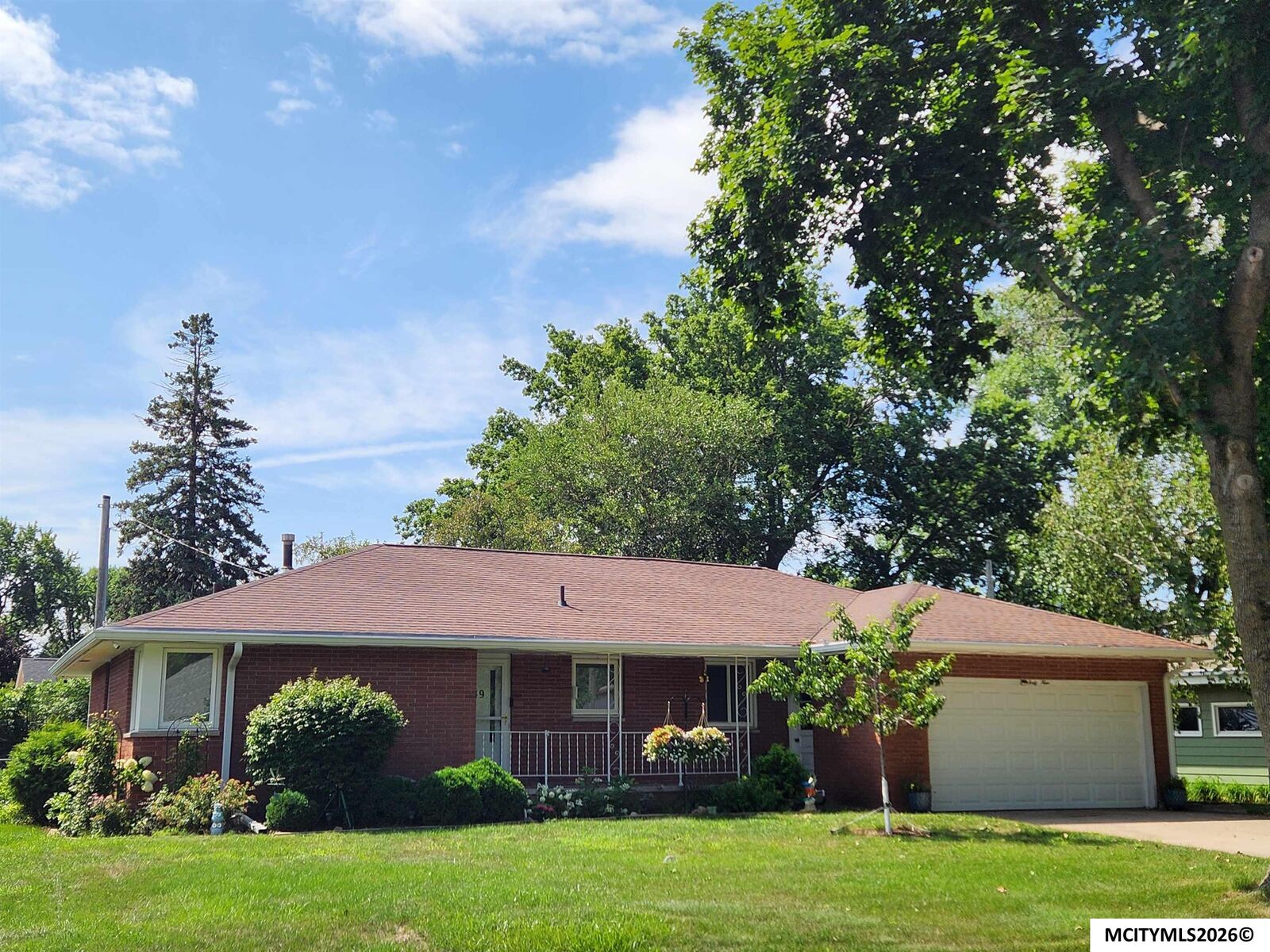 Property Photo:  49 Winnebago Way  IA 50401 