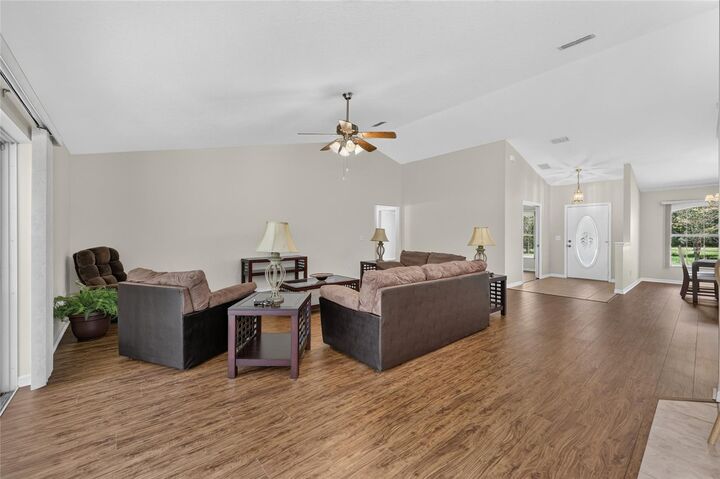 Property Photo: 10976 SW 139th Court FL 34432