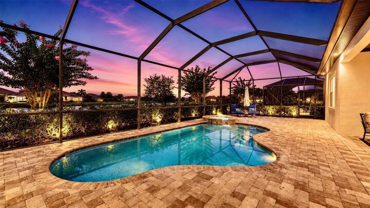 Property Photo:  7005 Whittlebury Trail  FL 34202 