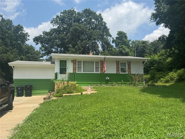 Property Photo:  10767 Oak Avenue  MO 63114 