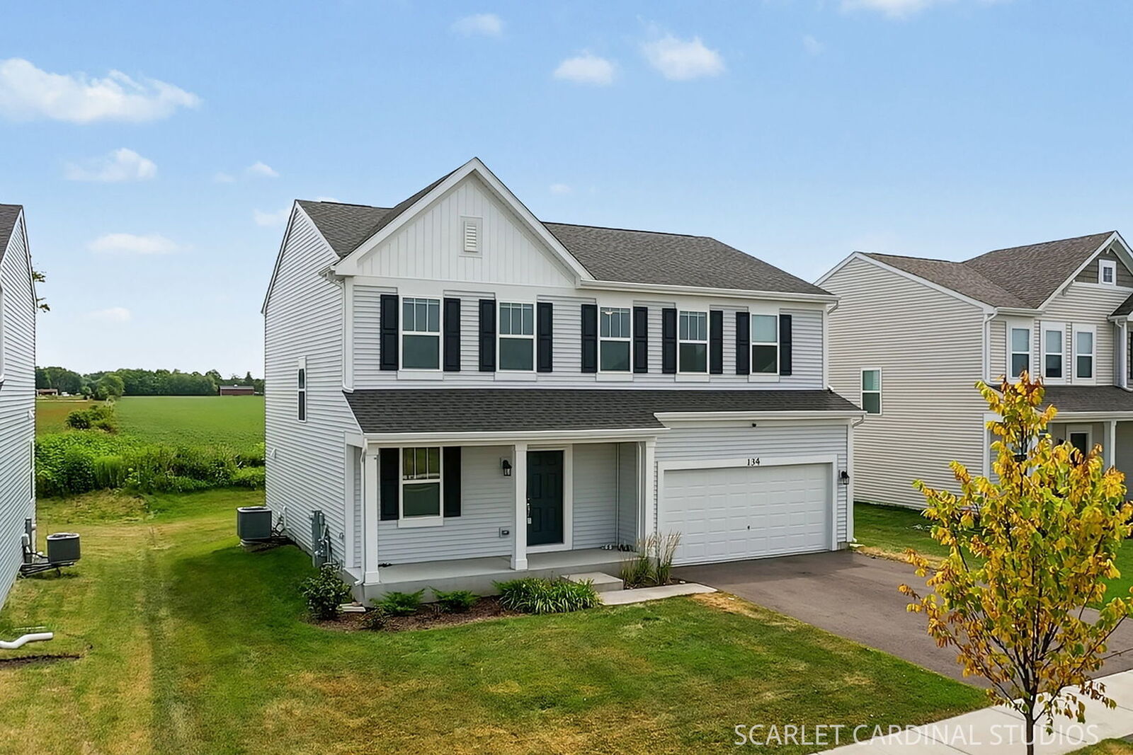 Property Photo:  134 Piper Glen Avenue  IL 60543 