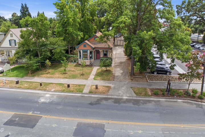 Property Photo: 9112 Elk Grove CA 95624
