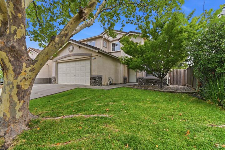 Property Photo: 1316 Summer Grove Circle CA 94534