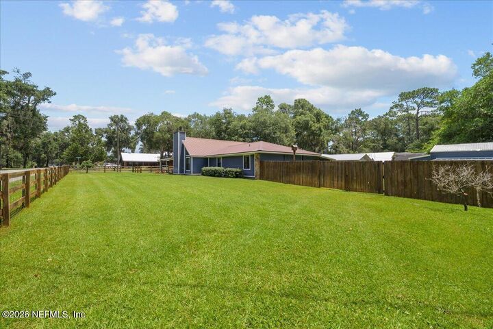 Property Photo:  101 Lisa Lane  FL 32177 