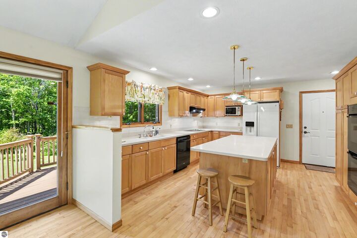 Property Photo: 1225 Fernwood Drive MI 49637