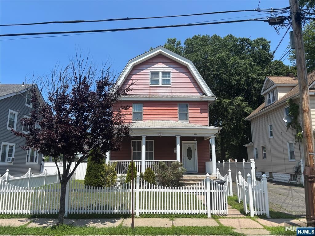 Property Photo:  137 Morse Place  NJ 07631 