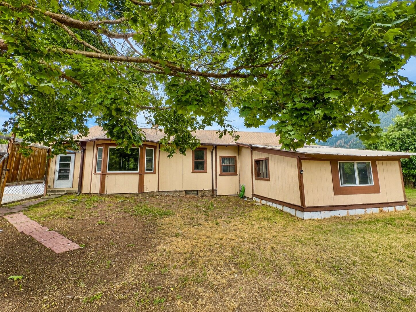 Property Photo: 421 Montana Avenue MT 59802