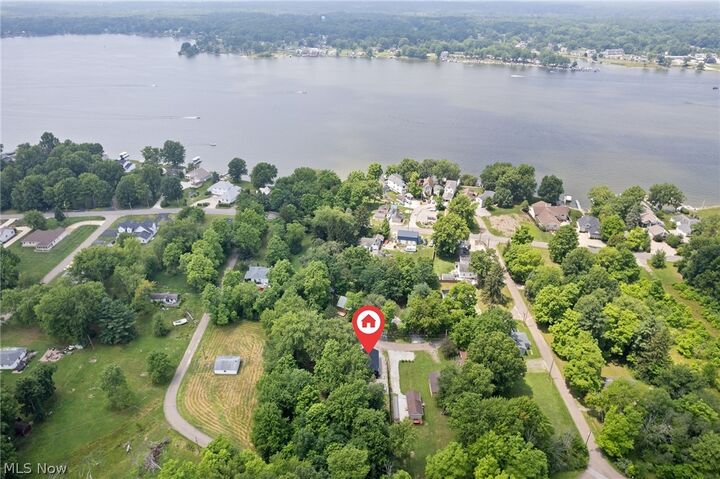 Property Photo:  1499 Beachview Drive  OH 44429 