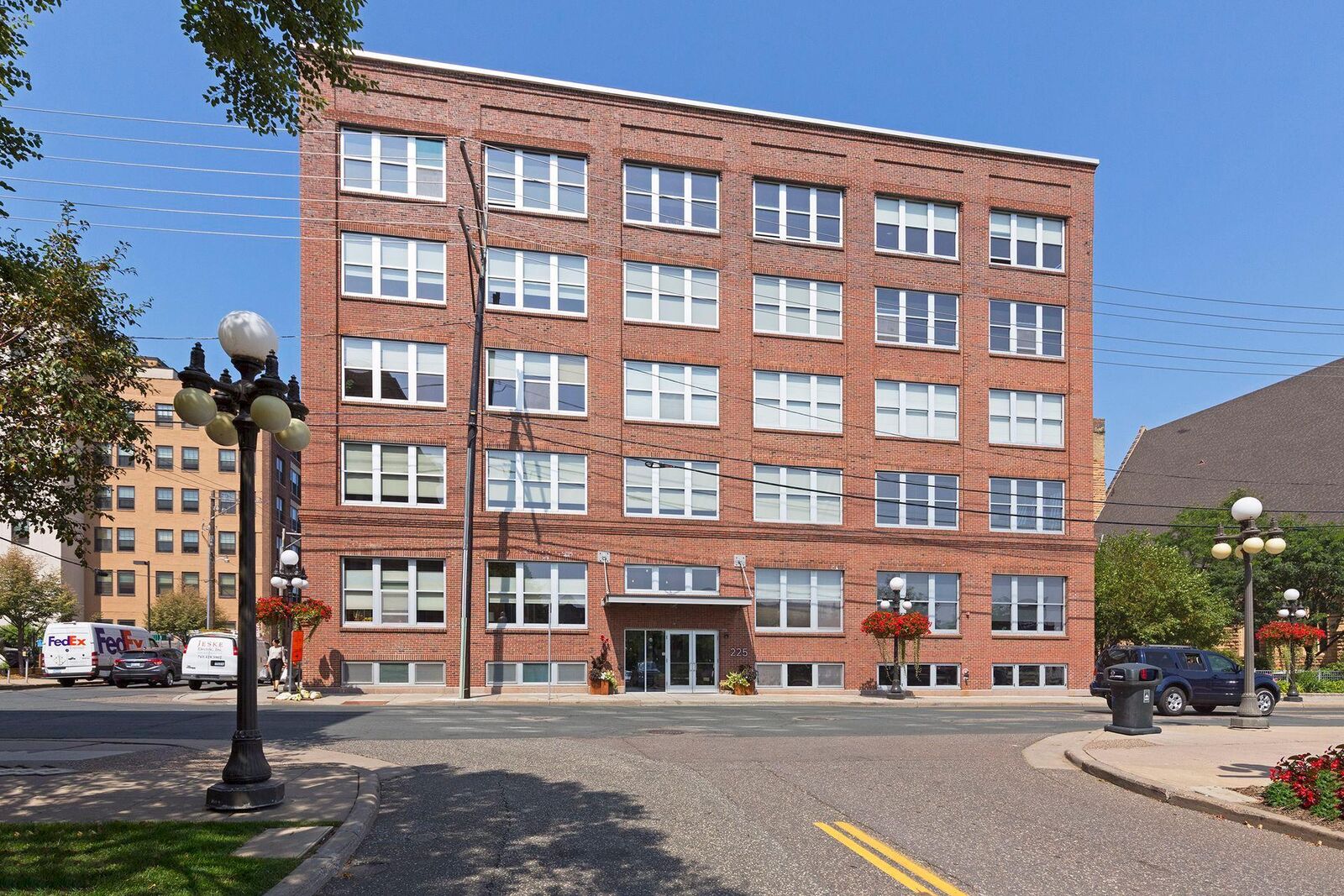 Property Photo: 225 9th Street E 304 MN 55101