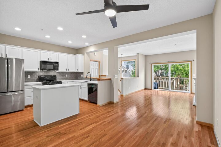 Property Photo: 13749 54th Avenue N MN 55446