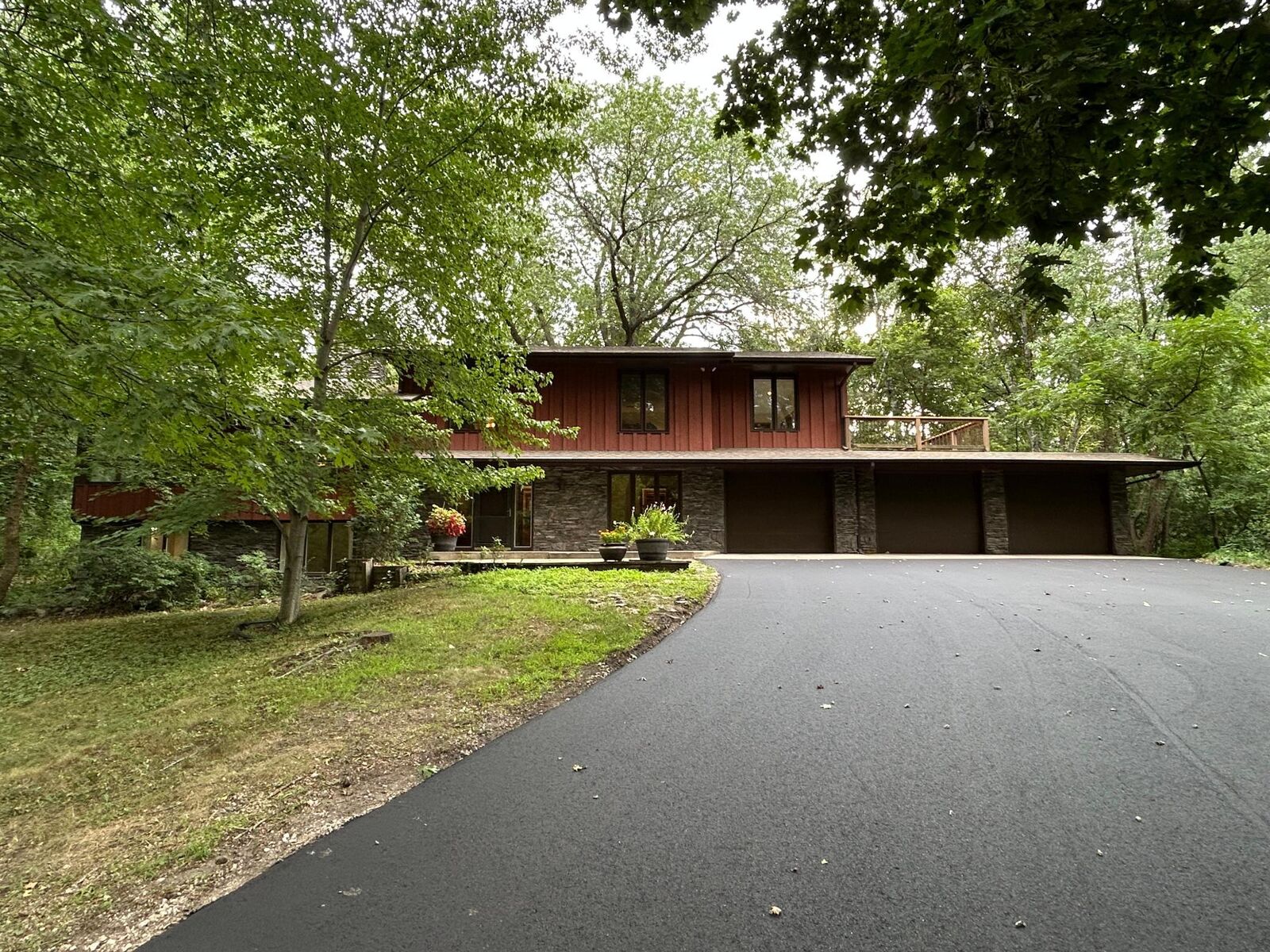 Property Photo: 34 N Oaks Road MN 55127