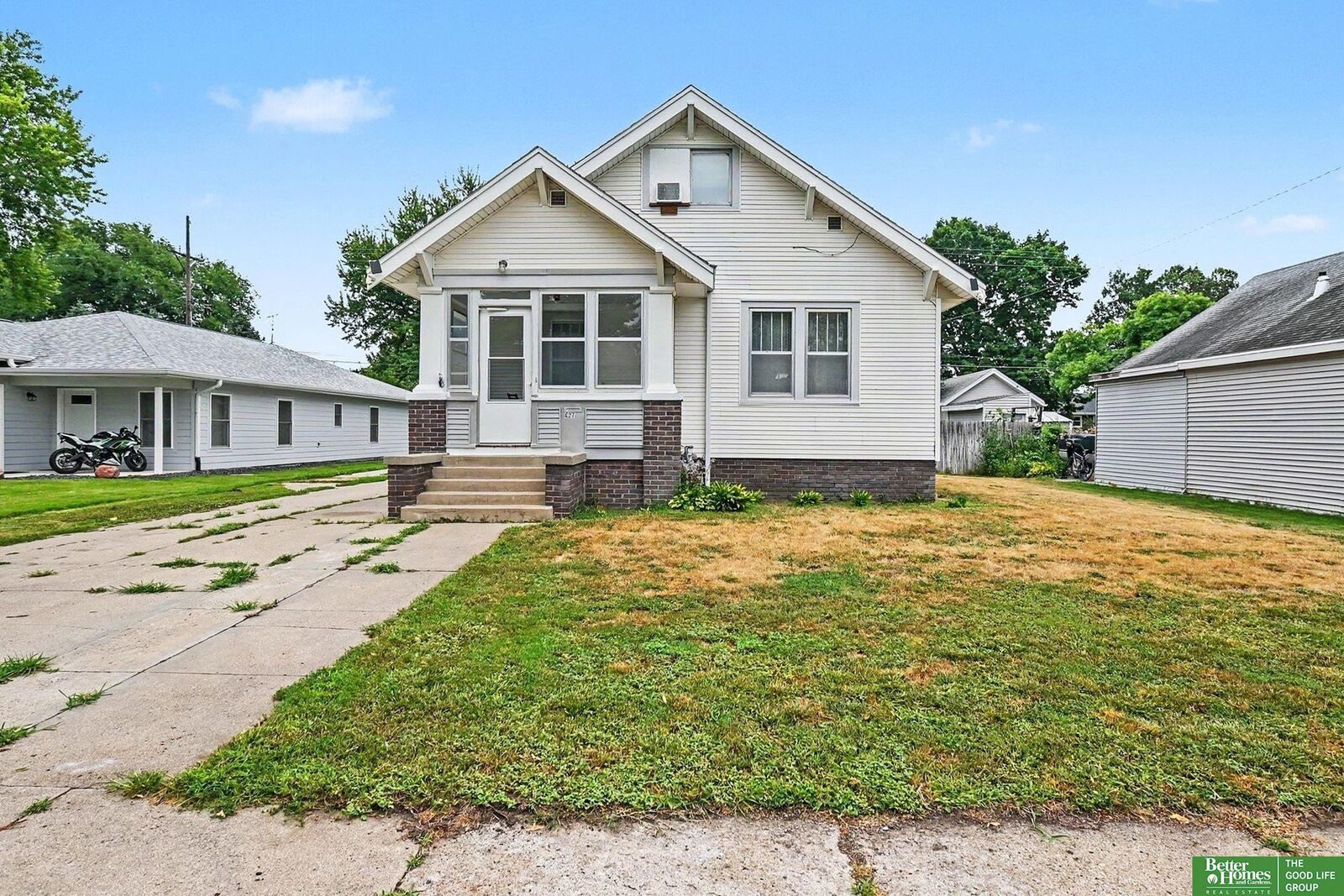 Property Photo:  827 S 8th Street  NE 68701 