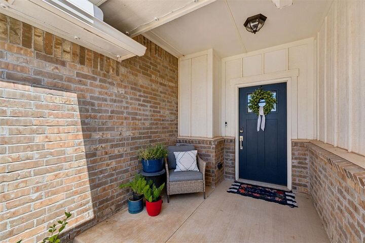 Property Photo: 8209 NW 151st Terrace OK 73013