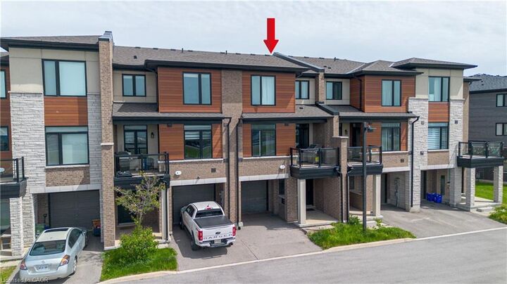 Property Photo:  590 North Service Road 50  ON L8E 0K5 